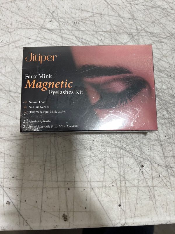 Photo 1 of Natural Look Magnetic Eyelashes Kit - Reusable Dual Magnetic Lashes, No Glue or Eyeliner Needed, Comes with Applicator and 2 Pairs of Soft 3D False Eyelashes