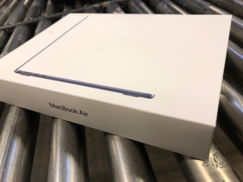 Photo 2 of Apple 2024 MacBook Air 13-inch Laptop with M3 chip: Built for Apple Intelligence, 13.6-inch Liquid Retina Display, 8GB Unified Memory, 512GB SSD Storage, Backlit Keyboard, Touch ID; Midnight *FACTORY SEALED 