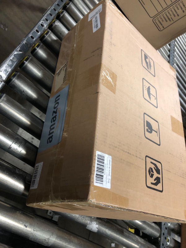 Photo 1 of Stainless Steel Cat Litter Box - Large Spacious Cat Litter Box High Sided Metal Enclosed Litter Box with Cat Mat for Big & Multiple Cat Non-Sticky Easy to Clean Leak Proof Odorless L