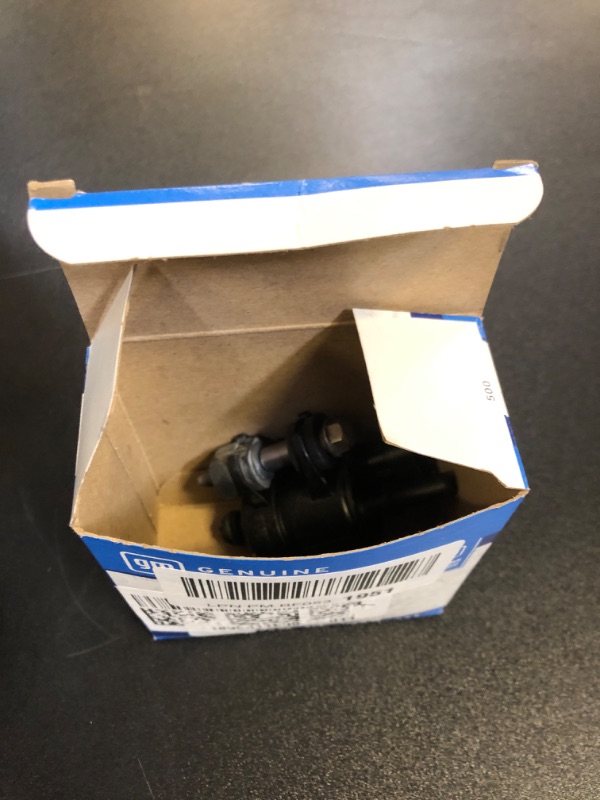 Photo 2 of ACDelco GM Genuine Parts 12690512 Vapor Canister Purge Valve