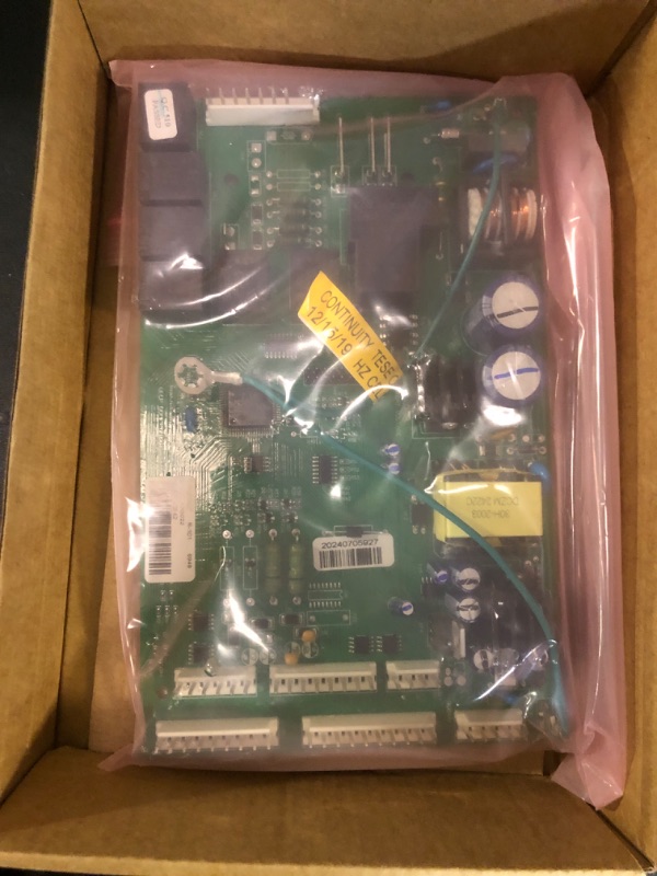 Photo 2 of ??????? ??? WR55X10942C WR55X10942 Control Board from Factory Retail Box?Compatible with Ge Refrigerator Main Control Board/Motherboard, New Chips from PCBA Factory Parts -1 Yr
