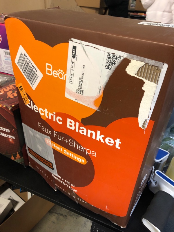 Photo 2 of Bearhug Electric Blanket King Size 100" x 90", Dual Controller Heated Blanket, Velvet & Sherpa, 10-Heat Levels & 1-12H Auto Off, Over-Heat Protect, ETL, Machine Washable