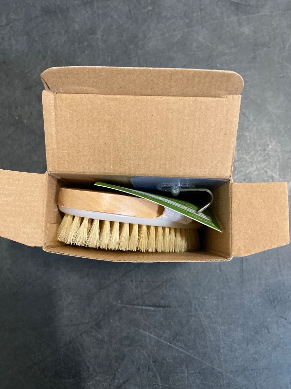 Photo 1 of POPCHOSE Dry Brushing Body Brush, Natural Bristle Dry Skin Exfoliating Brush Body Scrub for Flawless Skin, Cellulite Reduction, Lymphatic Drainage and Blood Circulation Improvement