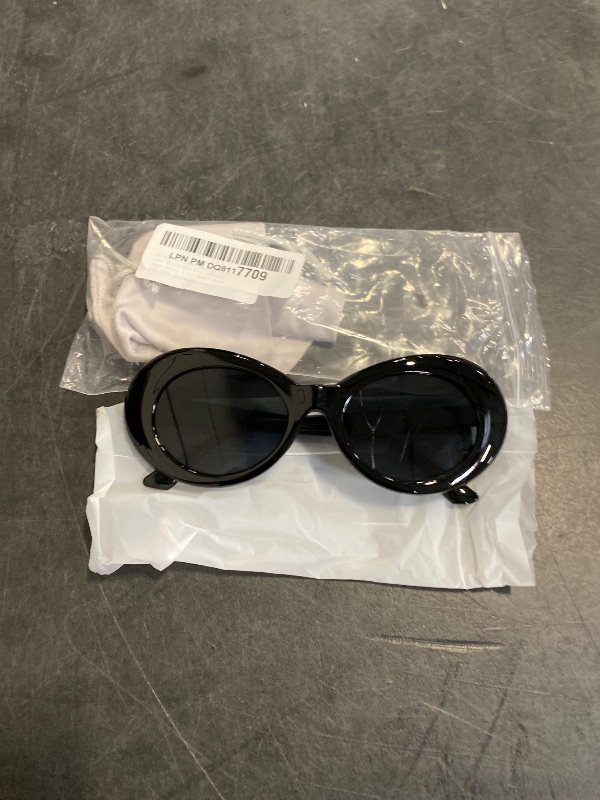 Photo 1 of Laurinny Black Sunglasses Oval Clout Goggles for Women Men Retro Round Sun Glasses Costume Party Frame