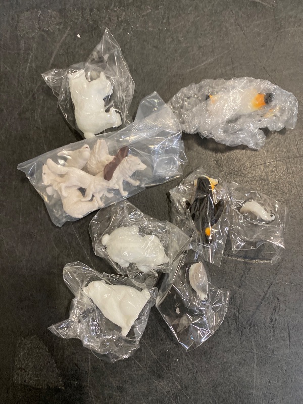 Photo 1 of Kasyat 16 Pcs Polar Animals Figurines Antarctic Animals Set Plastic Arctic Toys with White Bear Penguin Figurines Whale Seal Wolf Cat for Over 6 Aged Kid Adult Party Favor(Vivid Style)