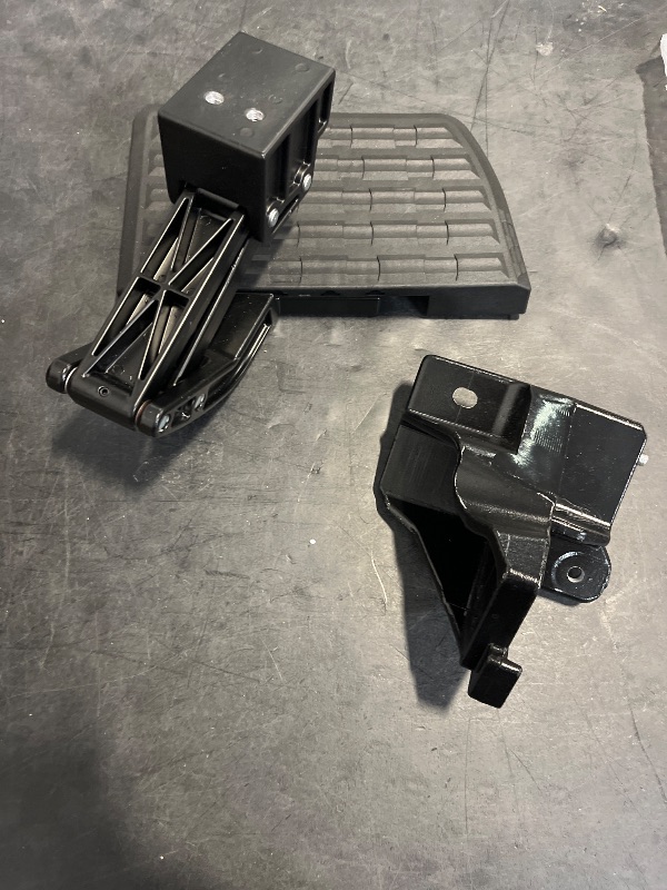 Photo 1 of SDYYDS PTS30-34000 Rear Bed Step Tailgate Bedstep Compatible with 2022-2024 Toyota Tundra