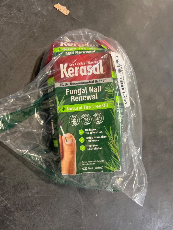 Photo 1 of Kerasal Renewal Nail Repair Solution with Tea Tree Oil for Discolored and Damaged Nails, 0.33 Oz (Pack of 1)