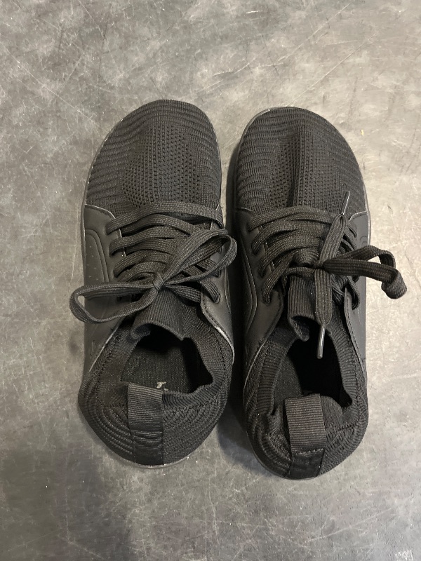 Photo 1 of Size 9 - LeIsfIt Womens Walking Shoes Wide Toe Barefoot Shoes Breathable Minimalist Zero Drop Sneakers Black Size 9