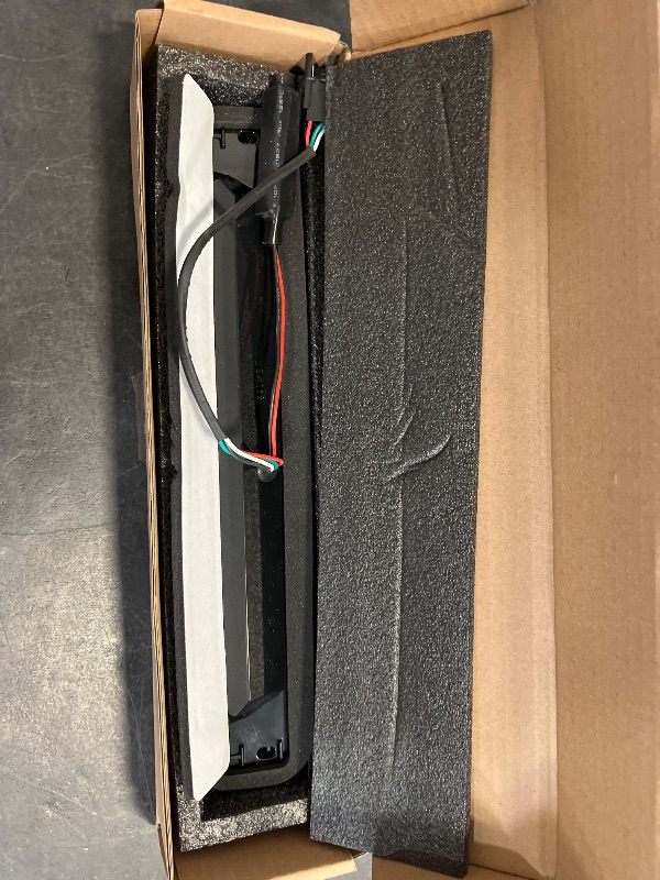 Photo 1 of Tresound LED Third 3rd Brake Light for 1999-2007 Chevy Silverado GMC Sierra 1500 2500 3500 HD Classic, Rear Cargo Lamp High Mount Stop light