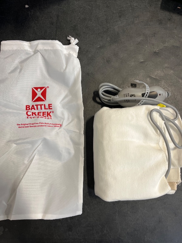 Photo 1 of Assembled in The USA - Thermophore Liberty - Moist Heating pad for Arthritis, Back, Neck, Shoulder Pain and Cramps Relief - Electric with auto Shut Off, Large 14" x 27"