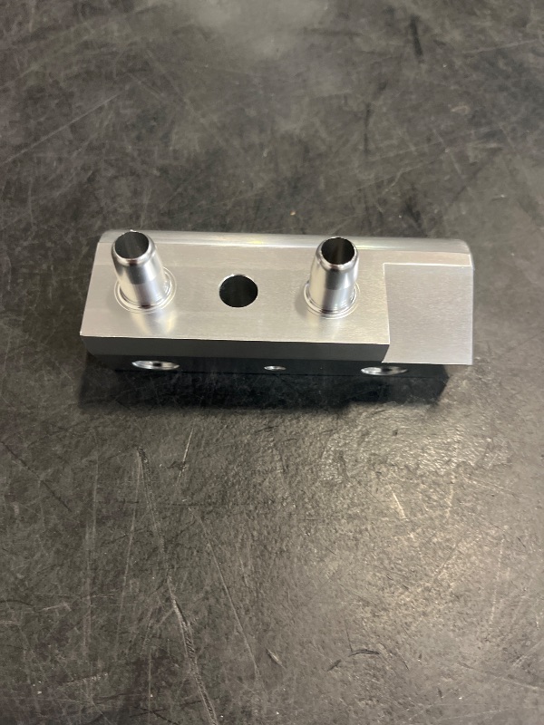 Photo 1 of Enocos 86774933 Trans Cooler Thermal Bypass Valve for C'adillac & Chevy & GMC - 2016-2018 CT6, 2015 Escalade, 2014-2019 Silverado/Sierra, 2015-2020 Suburban Tahoe/Yukon
