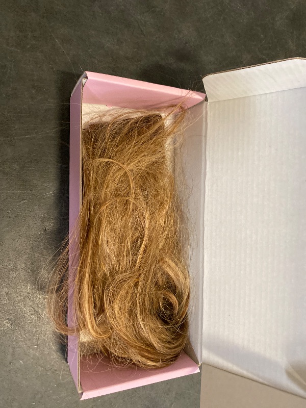 Photo 1 of Loxxy Human Hair Tape in Extensions Invisible Brazilian Remy Hair Ombre Chocalate Brown Fading to Strawberry Blonde Highlight Naturl Thick Tape in Extensions for Women 20pcs 50g/pack 20Inch