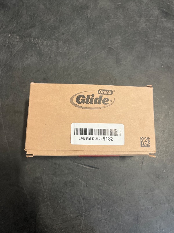 Photo 1 of Oral-B Glide Healthy gums, unflavored floss 50M (Pack of 6)