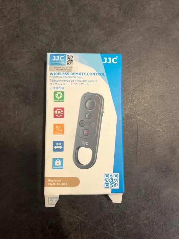 Photo 1 of JJC Bluetooth Wireless Remote Control for Fujifilm Fuji X100VI X-T5 X-T4 X-T3 X-T50 X-T30 II X-T30 X-S20 X-S10 X-H2S X-H2 Camera, Camera Zoom Remote Controller Replaces Fujifilm TG-BT1 Tripod Grip