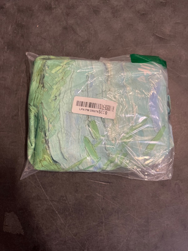 Photo 1 of TRAVEL KIN TRAVELKIN Thickened Luggage Cover 18/24/28/32 Inch Suitcase Spandex Protective (XL(29''-32''luggage), Green Life)
