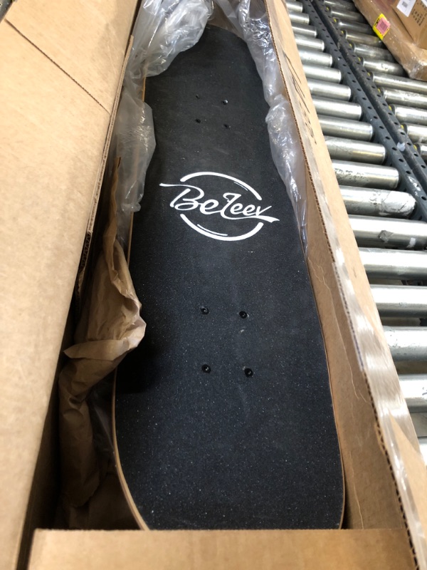 Photo 3 of BELEEV Skateboards for Beginners, 31 Inch 