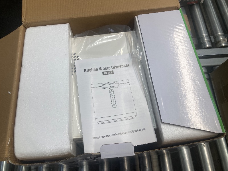 Photo 1 of 4L Kitchen Compost Bin, Electric Composter for Countertop with Auto Cleaning/Odourless/LED Display, Turns Kitchen Waste into Dry Compost Manure, Intelligent Indoor/Outdoor Composting Machine