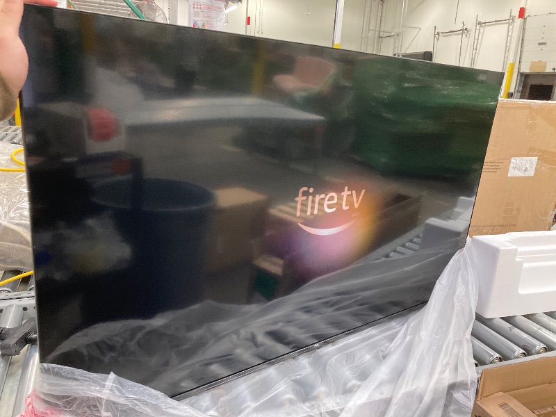 Photo 2 of ****Parts only stuck on the updating page***TCL 50-Inch Class S5 UHD 4K LED Smart TV with Fire TV (50S551F, 2024 Model), Dolby Vision, HDR PRO+, Dolby Atmos, Alexa Built-in with Voice Remote, Apple AirPlay 2 Compatibility, Streaming Television