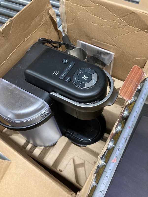 Photo 3 of ****USED/MISSING PARTS****Keurig K-Cafe Single Serve K-Cup Coffee Maker, Latte Maker and Cappuccino Maker, Dark Charcoal