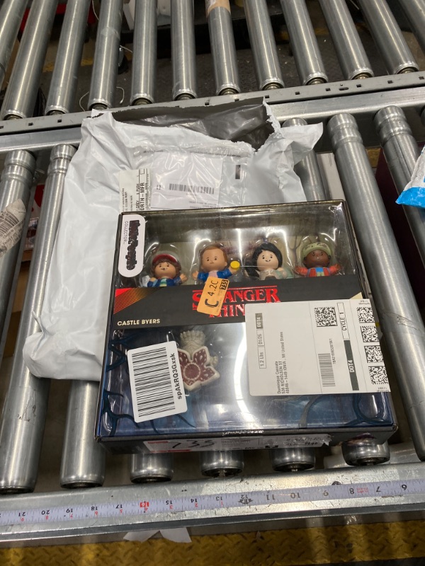 Photo 2 of ?Little People Collector Stranger Things Castle Byers Special Edition Set, 6 Figures for Adults & Fans in a Gift Display Box