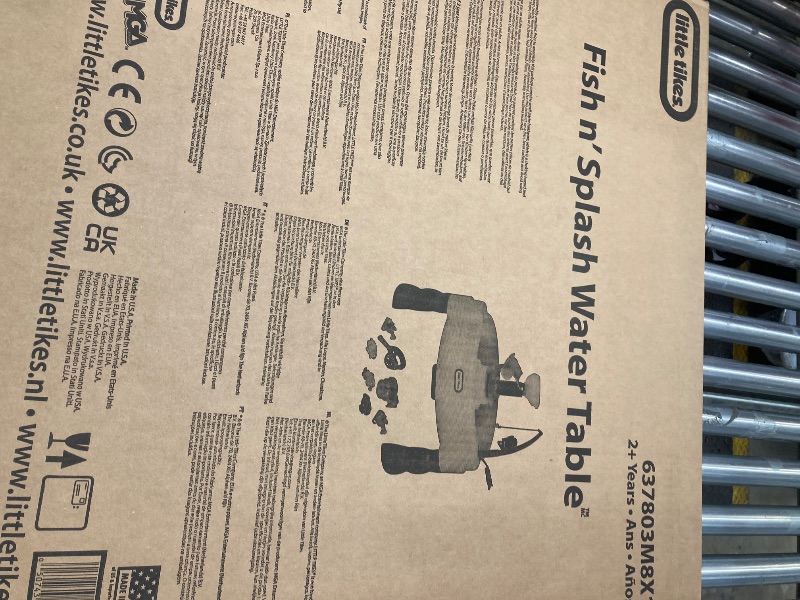 Photo 1 of Little Tikes Fish 'n Splash Water Table