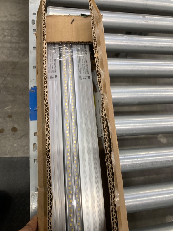 Photo 2 of  8FT LED Shop Light Fixture,Integrate T8 Linkable Shop Lights,Plug and Play,100W 6000K,Fluorescent Tube Lamp Replacements for Garage Warehouse...