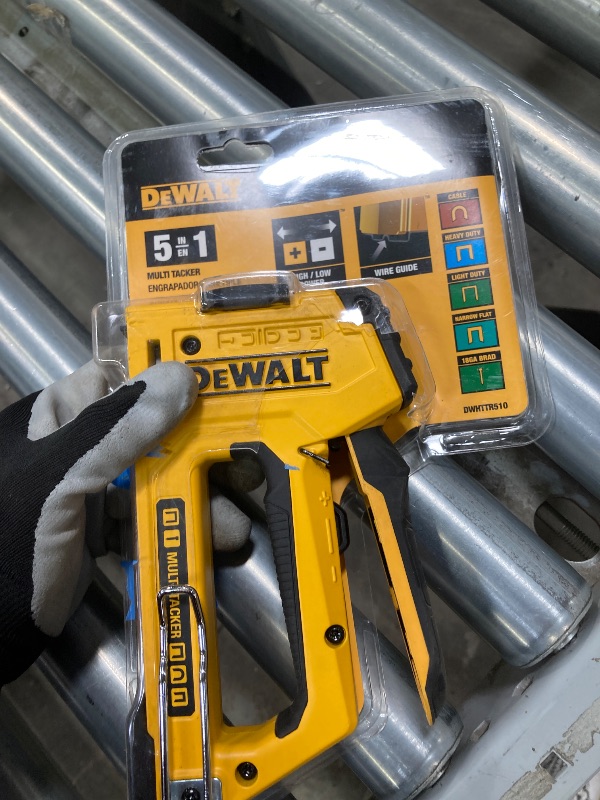 Photo 2 of ****DOES NOT WORK/PARTS ONLY****DEWALT 5 in 1 Multi-Tacker Stapler and Brad Nailer Multi-Tool DWHTTR510