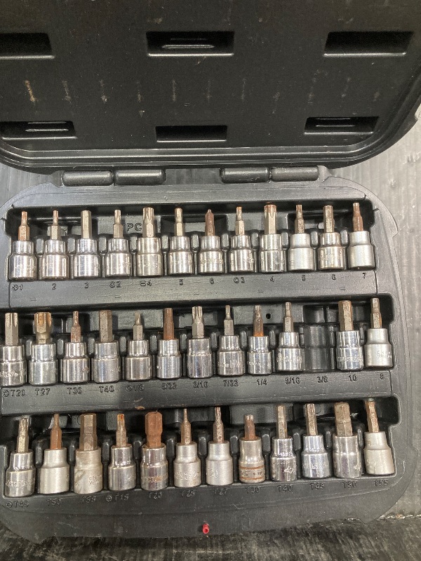 Photo 1 of 37-piece 3/8 Drive Bit Socket Set