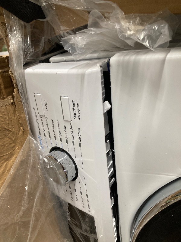 Photo 1 of * FOR PARTS ONLY* HAMILTON BEACH Washer and Dryer Combo 2.7 cu ft - White