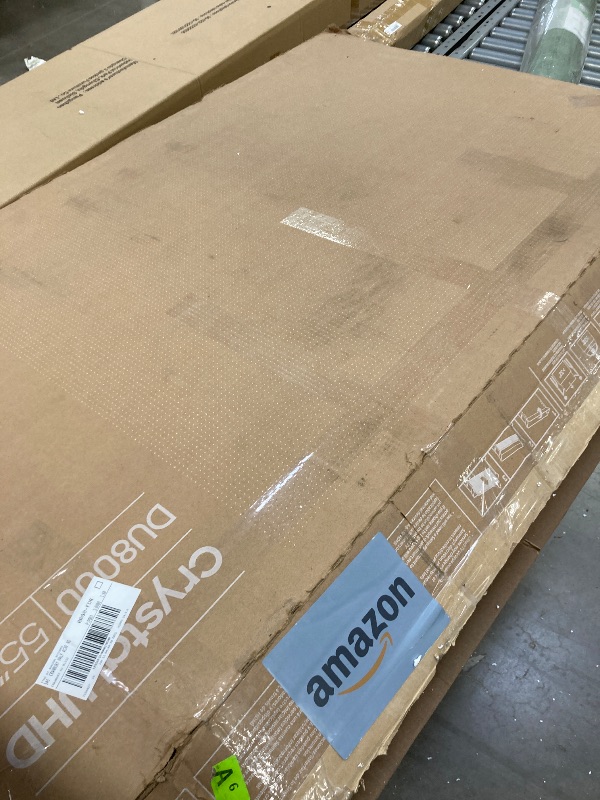 Photo 1 of SAMSUNG 55-Inch Class 4K Crystal UHD DU8000 Series HDR Smart TV w/Object Tracking Sound Lite, Motion Xcelerator, Ultra Slim Design, Gaming Hub, Alexa Built-in (UN55DU8000, 2024 Model)