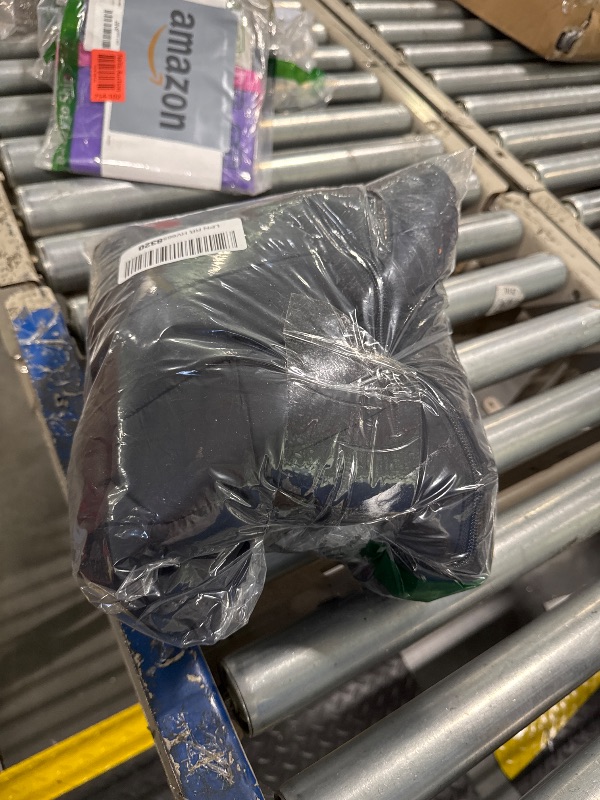 Photo 1 of MAGCOMSEN Puffer Jacket Men Packable Down Jacket Lightweight Winter Coats Waterproof Insulated Jacket Black XL