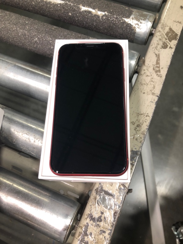 Photo 4 of Apple iPhone XR (64GB, (PRODUCT)RED) [Locked] + Carrier Subscription