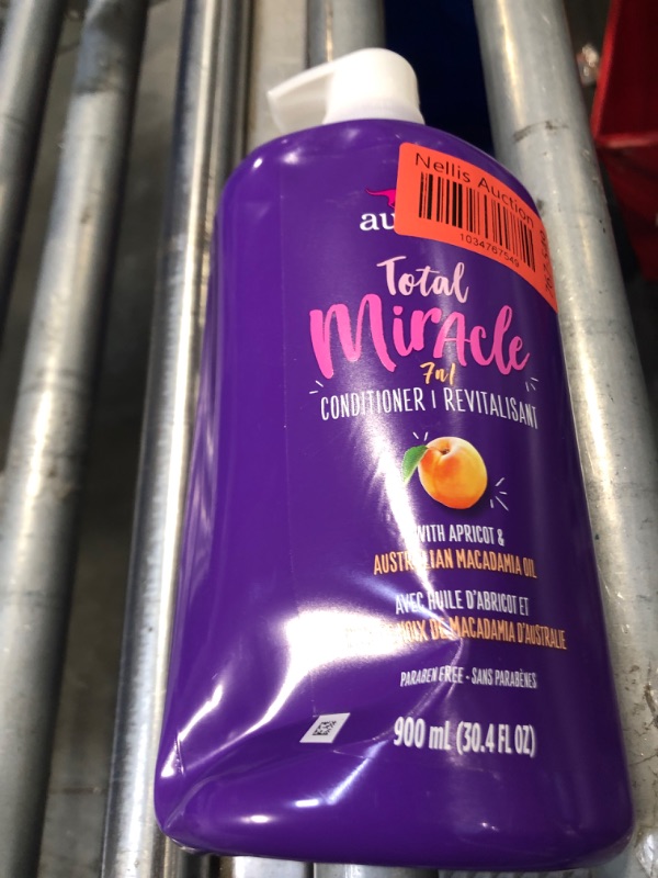 Photo 2 of Aussie Total Miracle Conditioner, 7N1, Value Size - 30.4 fl oz