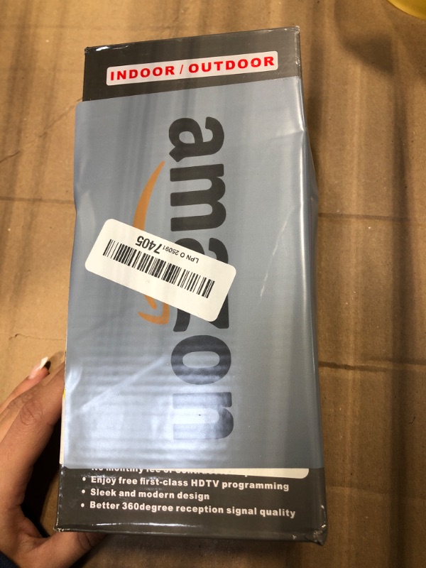 Photo 1 of Tv Antenna, Tv Antenna for Smart TV, HD TV Antenna Indoor for Local Channels, TV Indoor/Outdoor, Television Antenna Perfect 1k Miles Long Range Reception for 4k 1080p.