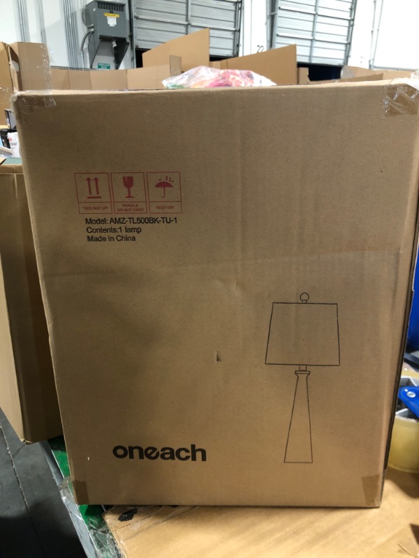 Photo 2 of ***USED***Oneach 25.75" Table Lamp for Living Room, Bedside Lamp 3-Way Dimmable Touch Control, Modern Black Nightstand Lamp with Fabric Shade, Vintage Table Lamp for Bedroom, Bulb Included