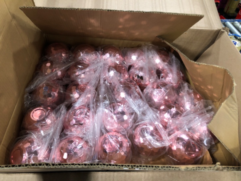 Photo 1 of ***used***ZHURUININ 50 PCS Disco Ball Cups, 20Oz Disco Party Cups with Lid and Reusable Straw Flash Ball Cocktail Cup for Party Nightclub Bar Supplies Wine Drinking Syrup Tea Bottle (Rose gold 50 Pieces)