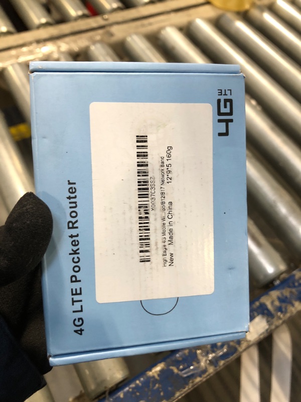 Photo 1 of High Eagle 4G Mobile WiFi Router, WiFi Mobile Hotspot Unlocked Wireless Internet Router with SIM Card Slot for Outdoor Travel Support B2/B4/B5/B12/B17 Network Band