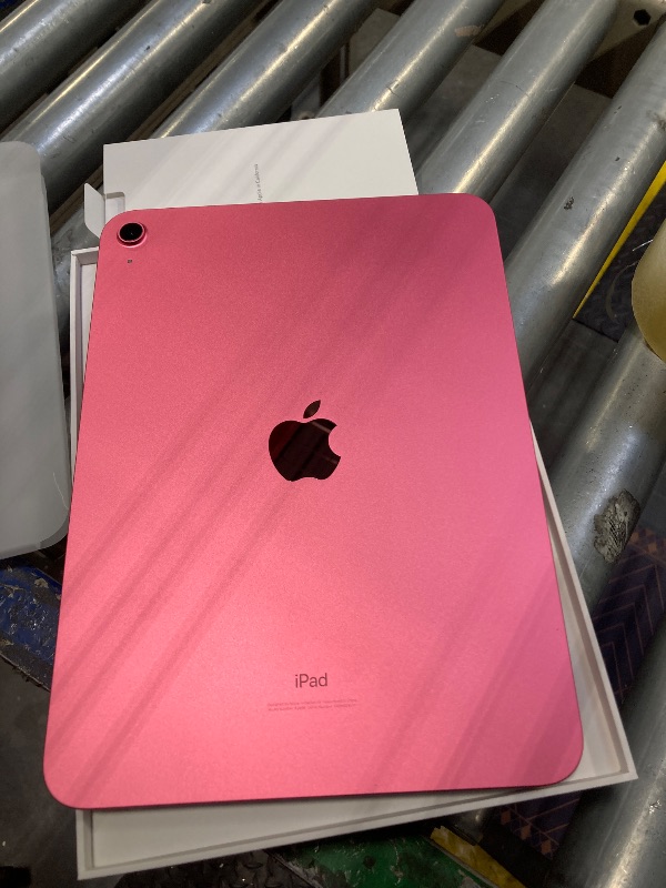 Photo 6 of Apple iPad (10th Generation): with A14 Bionic chip