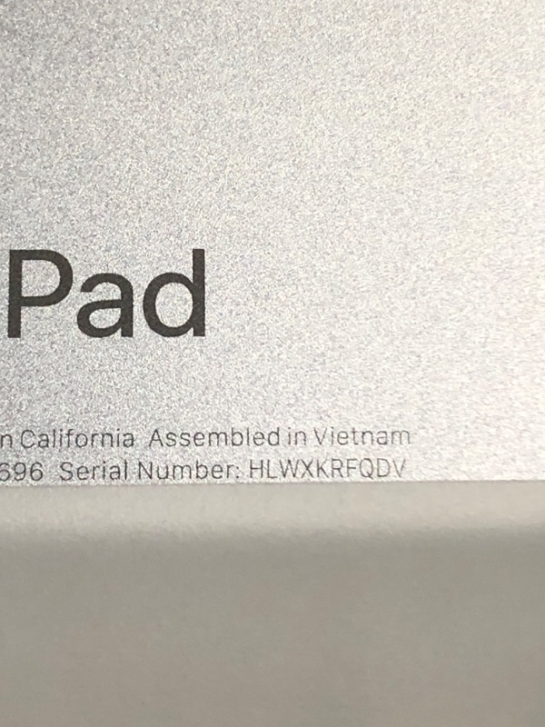 Photo 4 of Apple iPad (10th Generation): with A14 Bionic chip