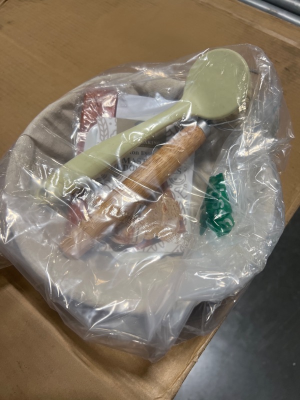 Photo 1 of ***USED***NOT ALL ITEMS PICTURED ARE PRESENT****Superbaking Banneton Bread Proofing Basket, Sourdough Bread Baking Supplies, Round 9 Inch Sourdough Starter Kit, Proofing Basket for Bread Baking, Bread Making Supplies Tools, Banneton Basket Gift Set