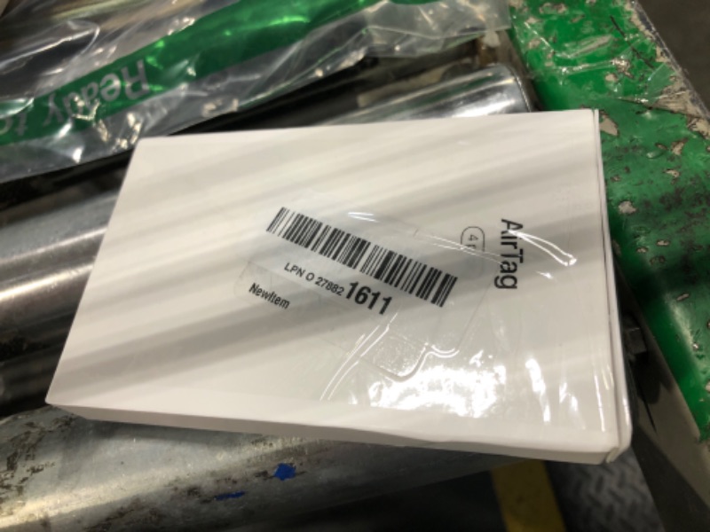 Photo 1 of Apple AirTag 4 Pack