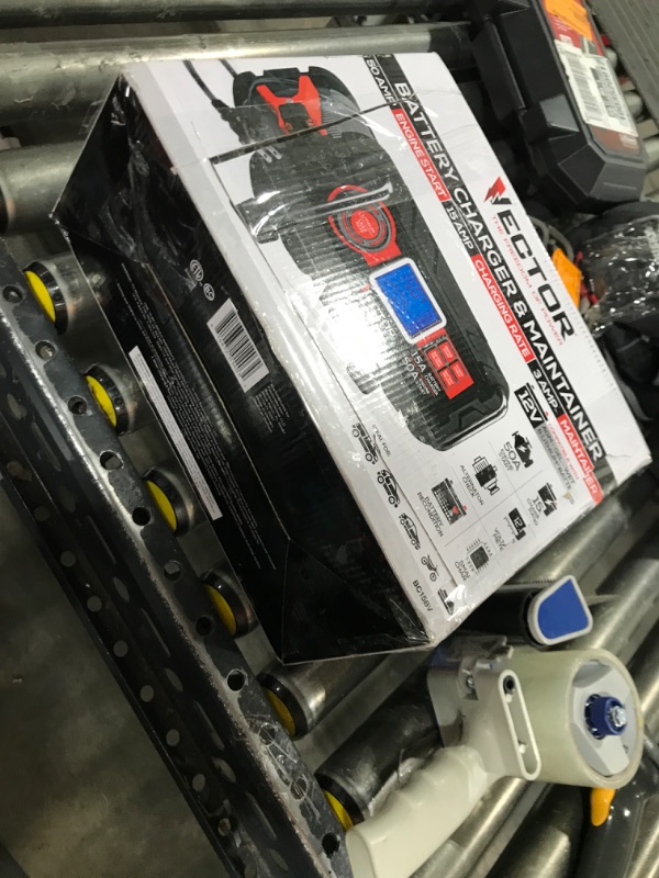 Photo 3 of 15 Amp Automatic 12V Battery Charger with 50 Amp Engine Start and Alternator Check