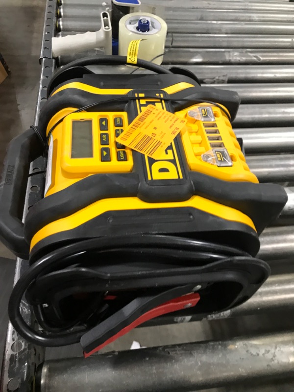 Photo 2 of DEWALT GENERATOR UNKNOWN  MAKE/MODEL 