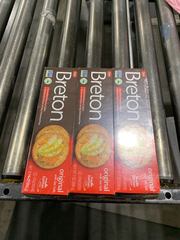 Photo 2 of Breton Original Crackers 7 Ounce Pack of 3