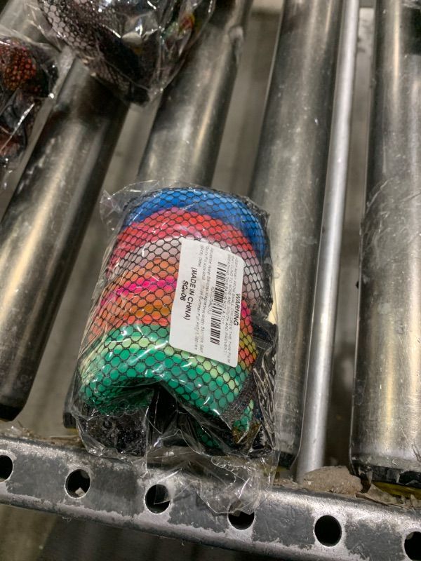 Photo 1 of Reusable Water Balloons Magnetism Water Balloons Self Quick Fill Kids Adult Swimming Pool Toys Beach Toys Silicone Self sealing Water Bomb Water Game Toys Summer Fun Party Supplies (06Pcs)