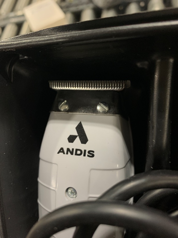 Photo 3 of Andis 04780 Professional T-Outliner Beard & Hair Trimmer for Men with Carbon Steel T-Blade