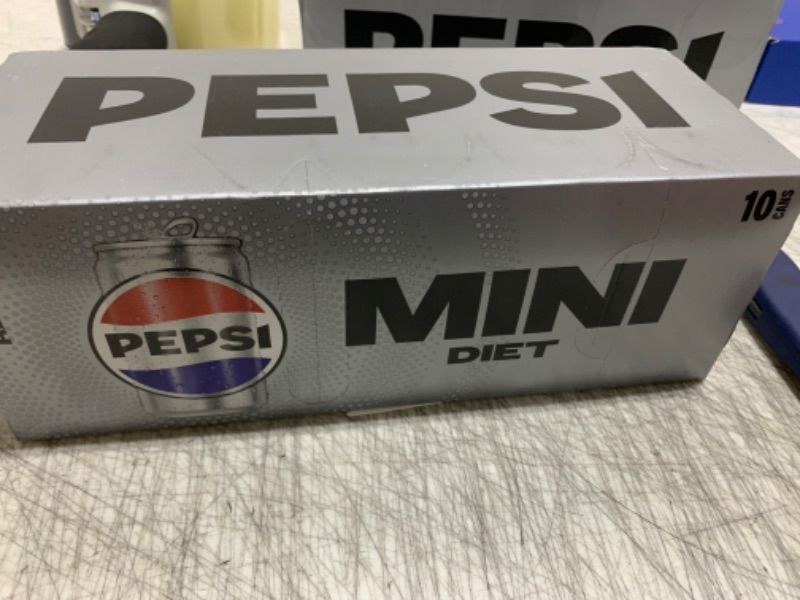 Photo 2 of Diet Pepsi Soda, 7.5 Fl Oz Mini Cans, (Pack of 10) Diet Pepsi Mini Can 7.5 Fl Oz (Pack of 10)
Exp 12/16/2024