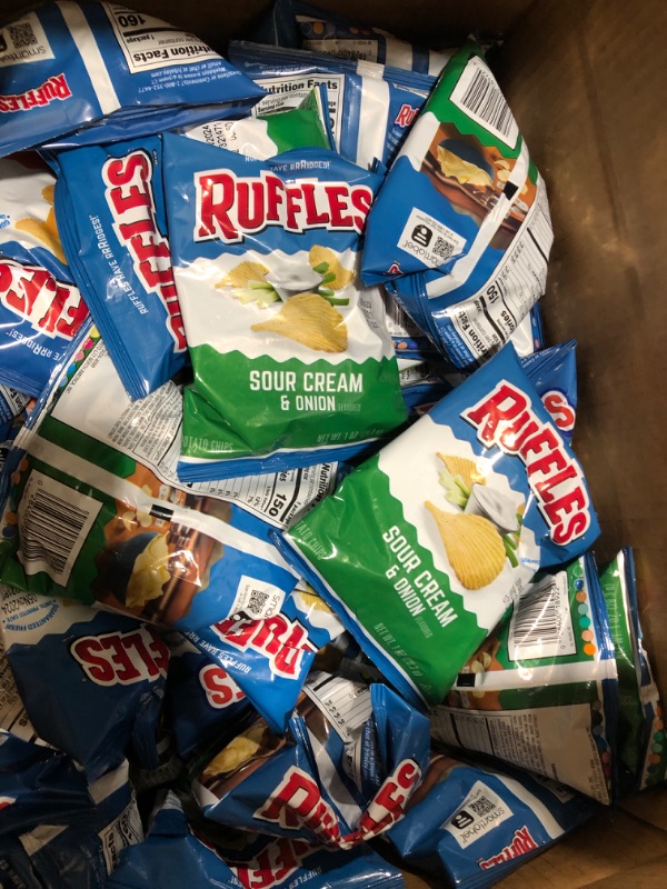 Photo 3 of Ruffles Potato Chips, Variety Pack, 1 Ounce (Pack of 40)