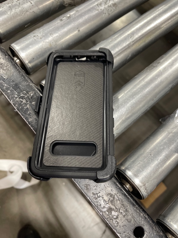 Photo 2 of OtterBox DEFENDER SERIES Case & Holster For Samsung Galaxy S10 - Black