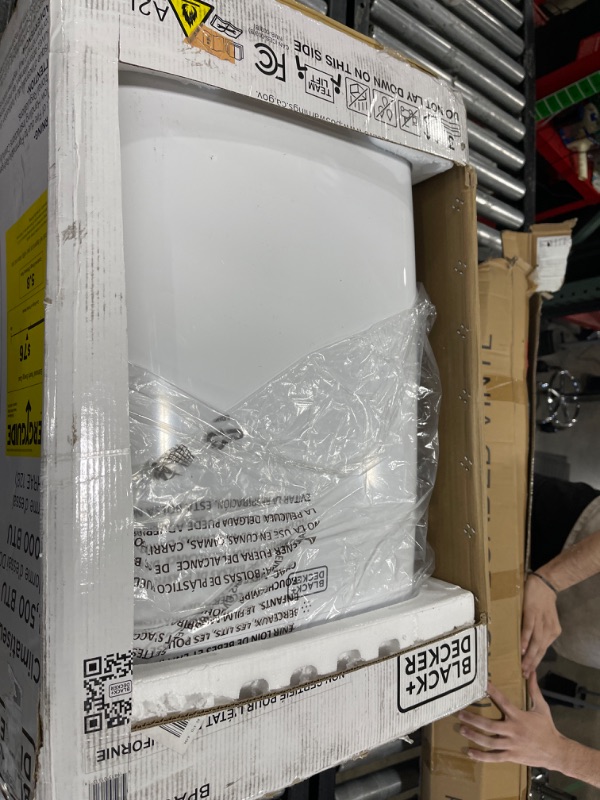 BLACK+DECKER 8,000 BTU Portable Air Conditioner up to 350 Sq.Ft.with